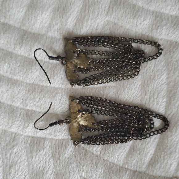 3/10 Statement Earrings - Picture 3 of 8